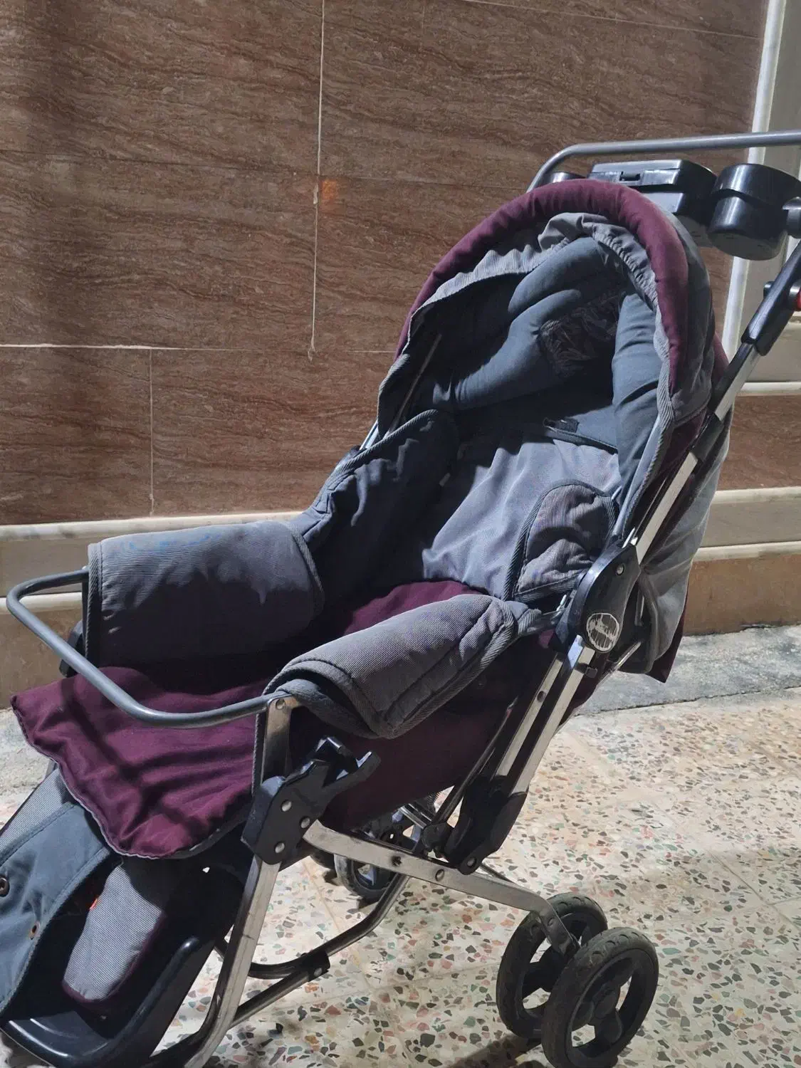 کالسکه بچه|کالسکه و لوازم جانبی|قصرشیرین, |دیوار