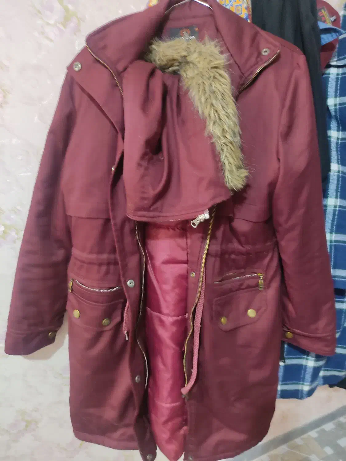 کاپشن سایز 42تا 46میخوره|لباس|شاهین‌شهر, عطار|دیوار