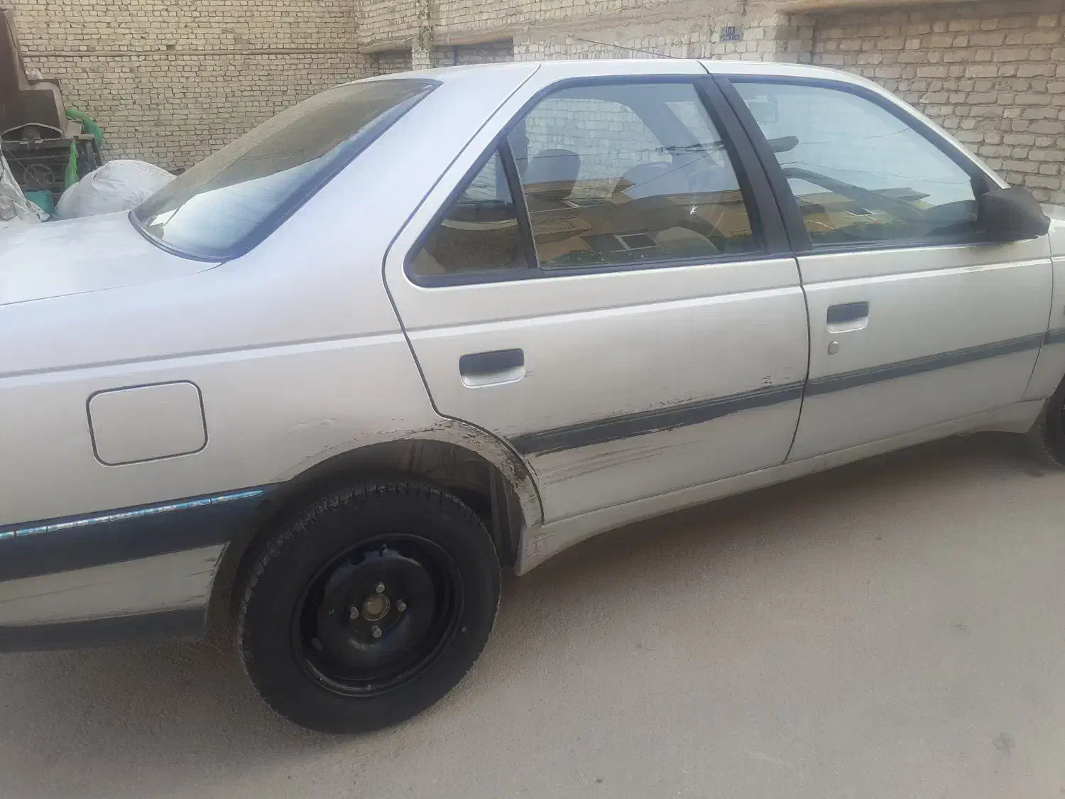 پژو ۴۰۵ کم کار|خودرو سواری و وانت|فلاورجان, |دیوار