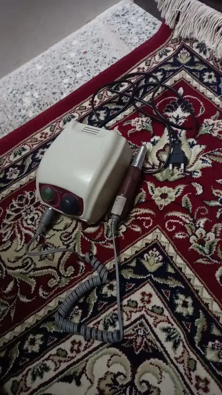 سوهان ناخن|آرایشگاه و سالنهای زیبایی|لنجان, |دیوار