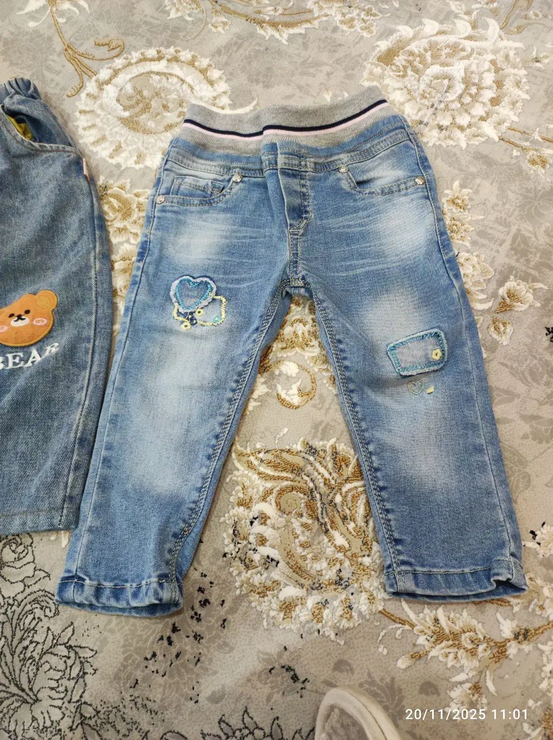 شلوار لی و پیشبندی بچگانه|کفش و لباس بچه|علیآباد کتول, |دیوار