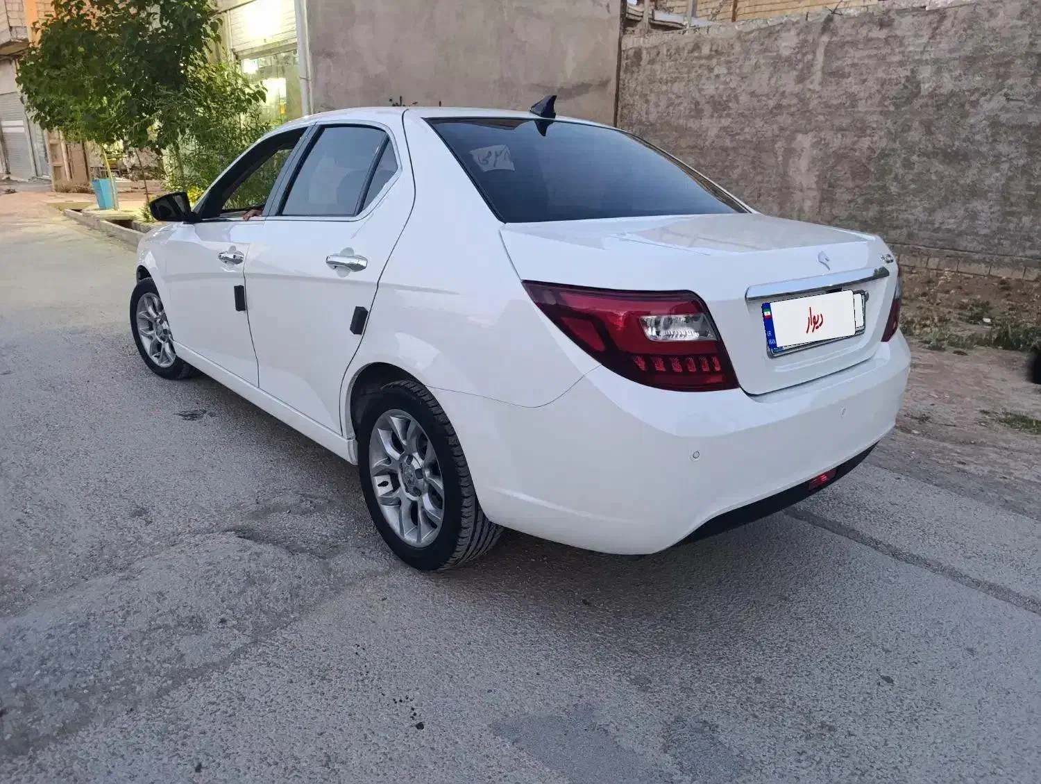 دنا پلاس ۶دنده توربو۱۴۰۲|خودرو سواری و وانت|خرمآباد, |دیوار