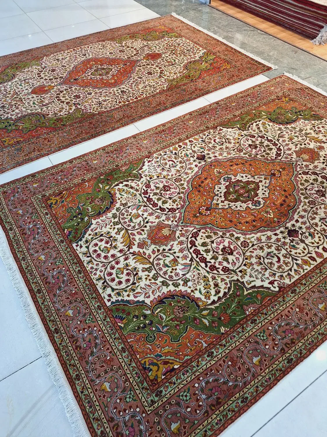 ۶متری دستباف تبریز رنگ گیاهی|فرش|تهران, اکباتان|دیوار