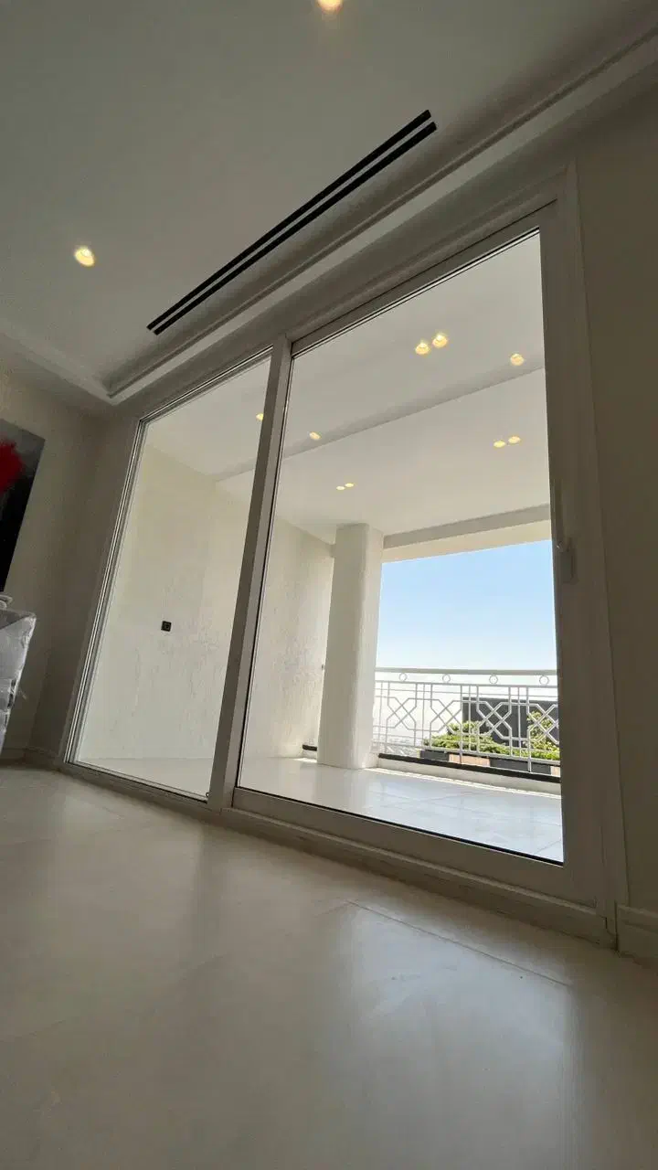 سعادت اباد/۲۶۰متر/ویو ابدی/فول بازسازی