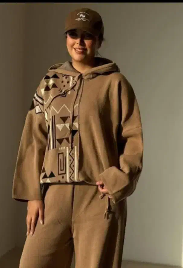 بافت و ست بافت|لباس|شیراز, سیاه سنگ|دیوار