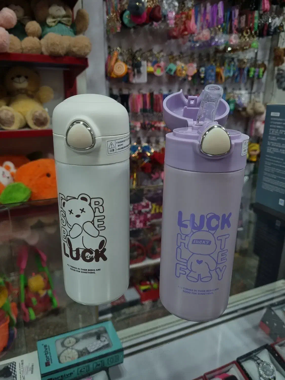 تراول ماگ و غیره|ظروف نگهدارنده، پلاستیکی، یک‌بارمصرف|اردکان, |دیوار