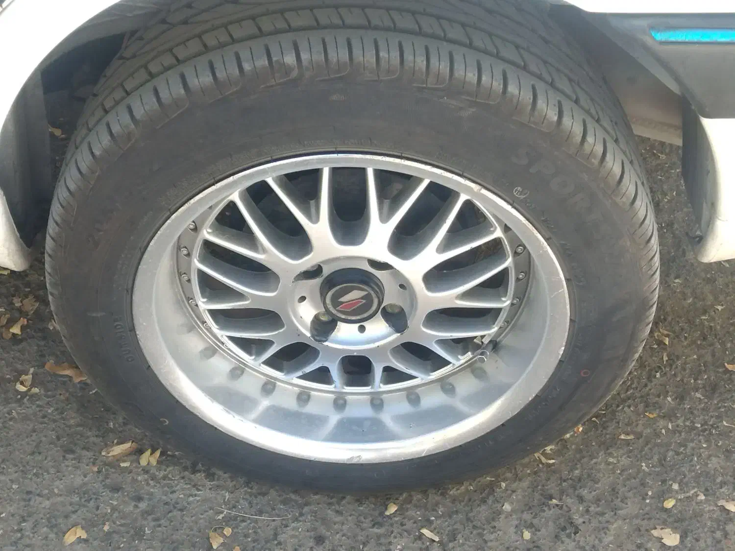 رینگ و لاستیک اسپرت سایز 16 لاستیک 90 درصد|قطعات یدکی و لوازم جانبی|چادگان, |دیوار