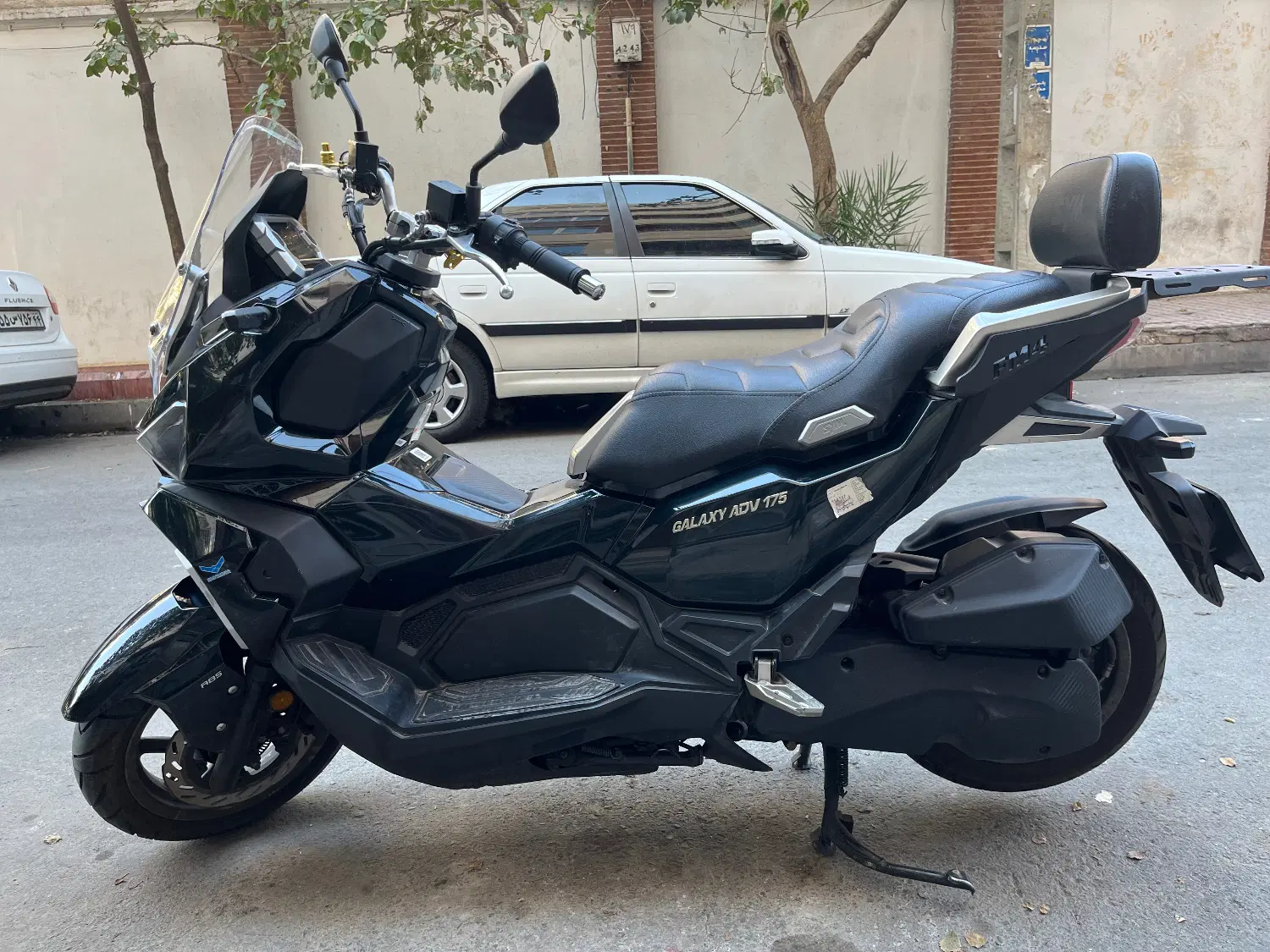 Adv 175 sym|موتورسیکلت|سمیرم, |دیوار