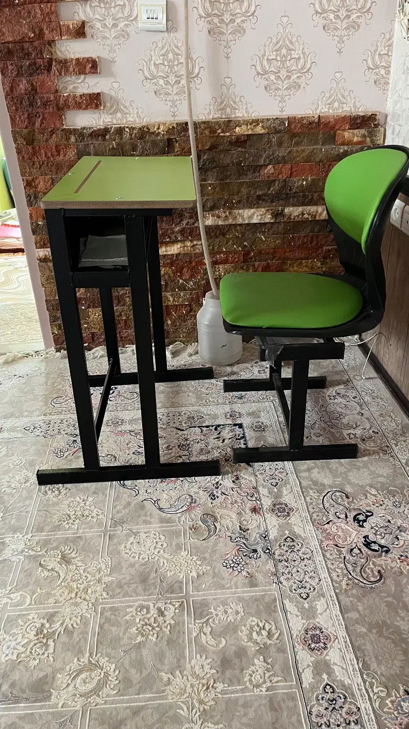 فروش نیمکت دانش آموزی|صندلی و نیمکت|خمین, |دیوار