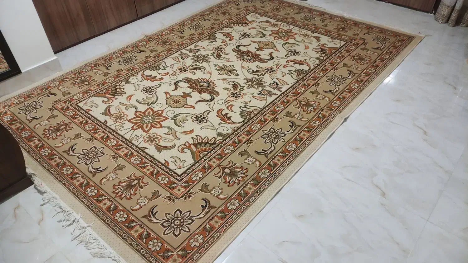 گلیم نو و سالم|گلیم، جاجیم، گبه|خرم‌آباد, |دیوار