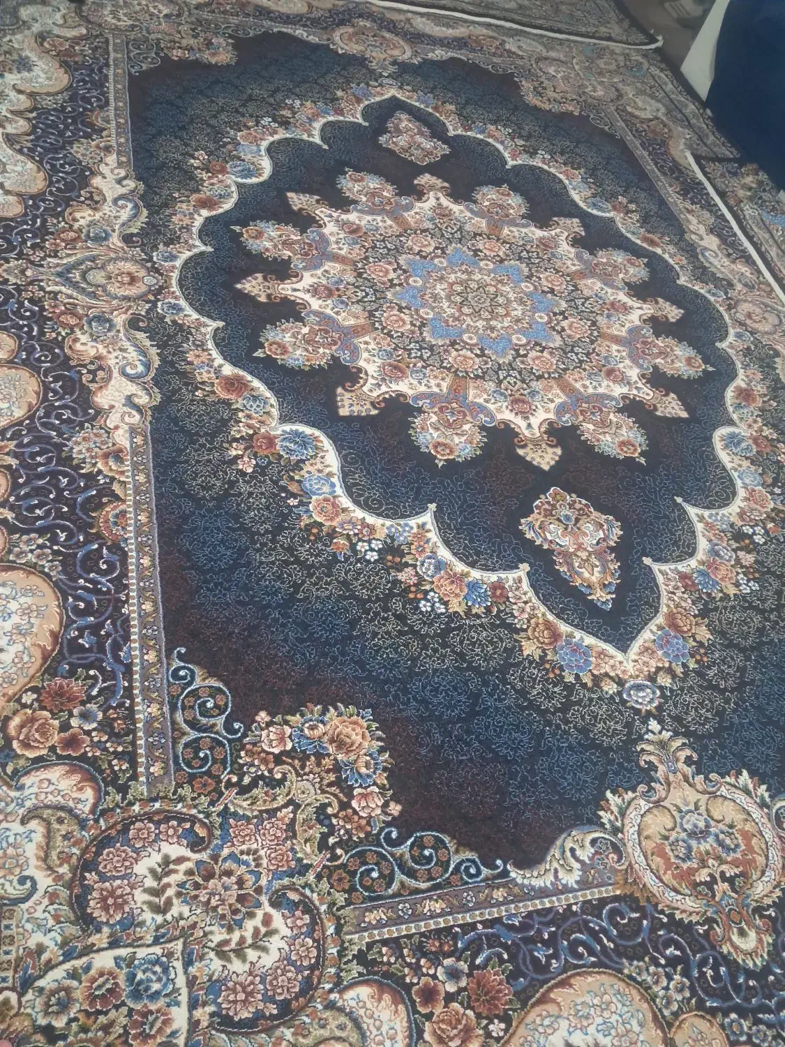 قالی(۴×۳)۱۲متری|فرش|زرند, |دیوار