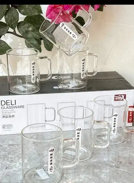 استکان مربع و گرد پیرکس|ظروف سرو و پذیرایی|کوهدشت, |دیوار