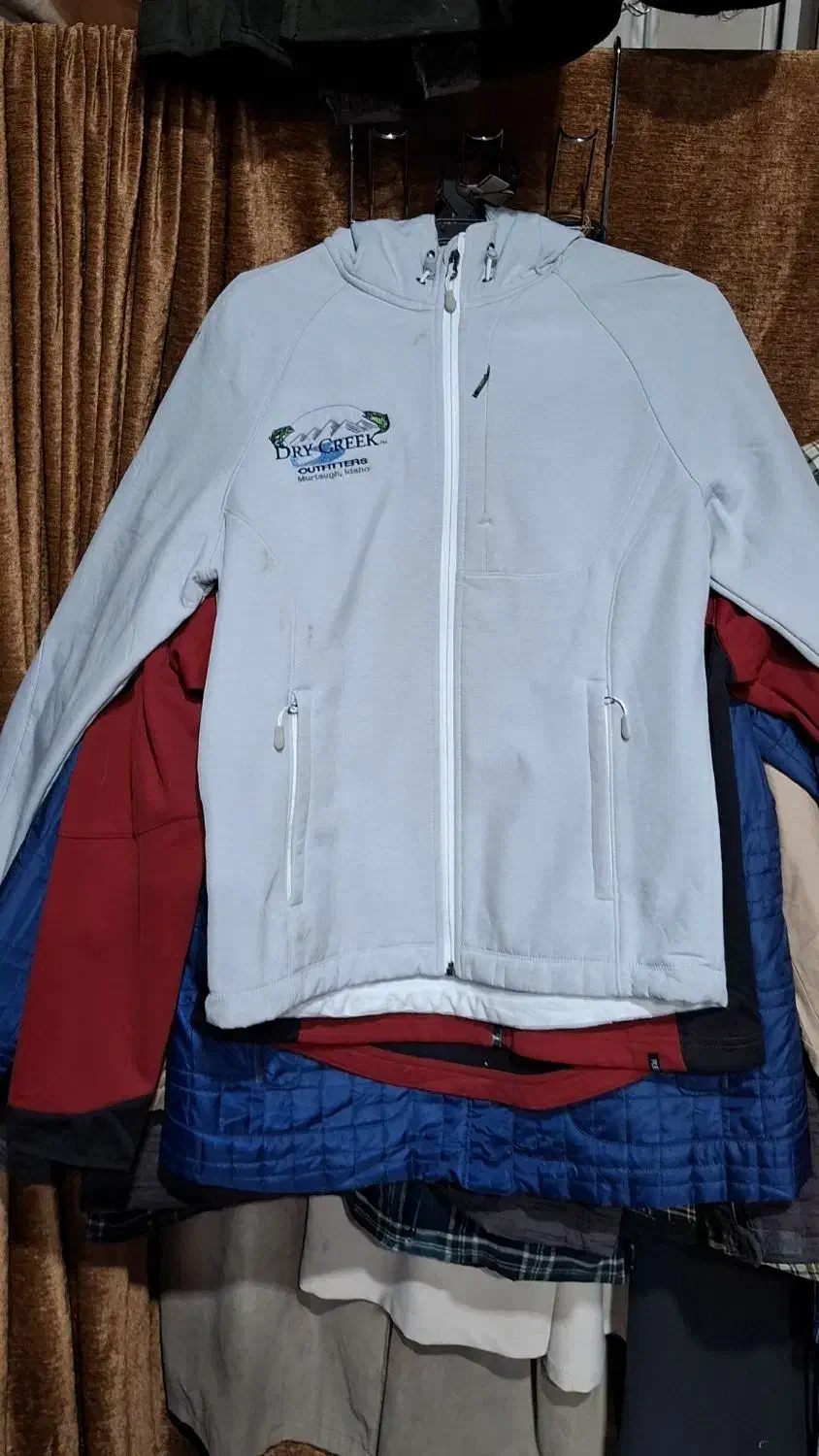 بادگیر وینداسپاتر|کفش و لباس بچه|فسا, |دیوار