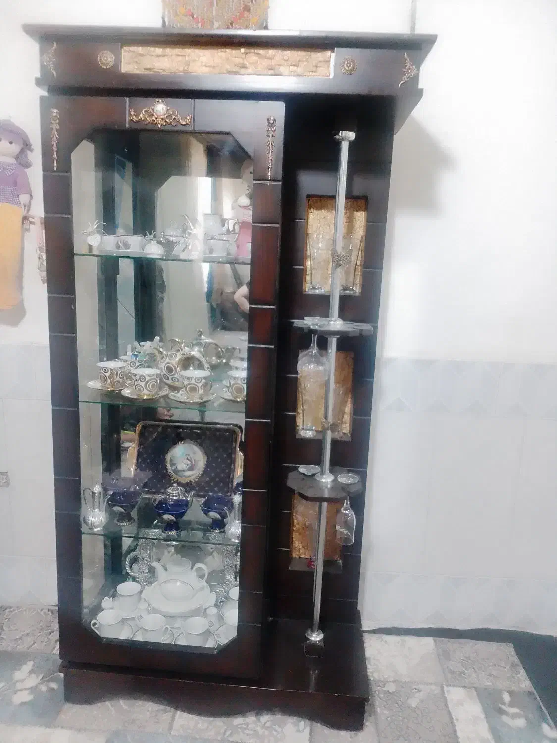 گنجه|بوفه، ویترین، کنسول|تربت‌حیدریه, حاجی یار‎|دیوار