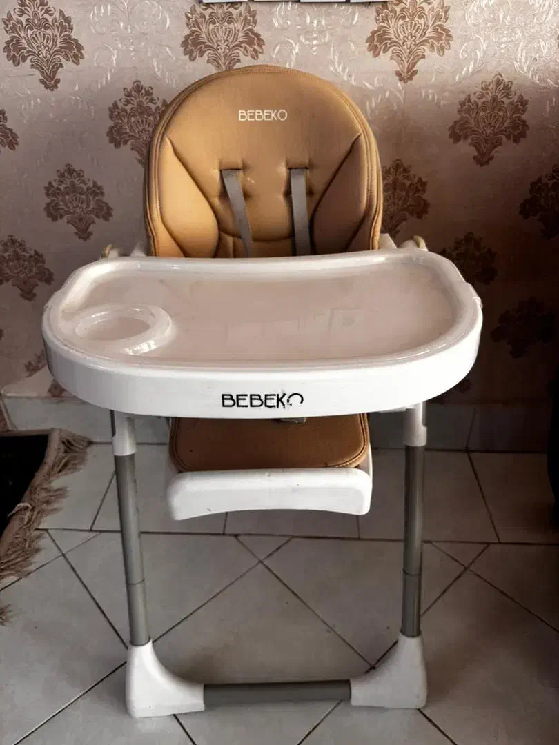 صندلی غذا کودک برند ببکو|تخت و صندلی بچه|ورامین, ورامین|دیوار