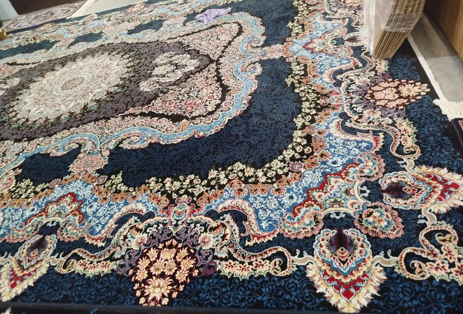 فرش 9متری|فرش|اصفهان, امیرعرب|دیوار