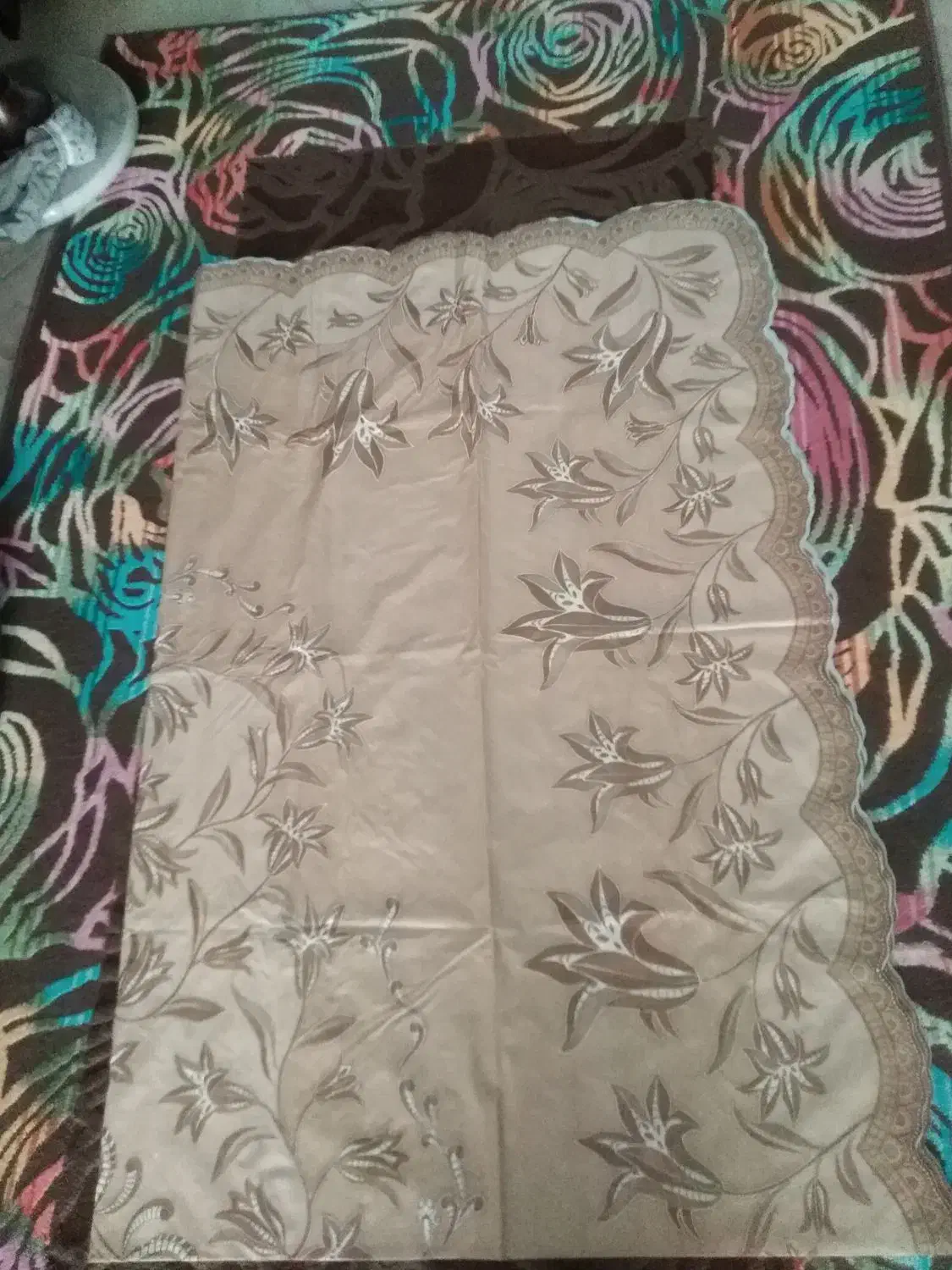 سفره خارجی 8نفره|سفره، حوله، دستمال آشپزخانه|تهران, تهرانپارس جنوبی|دیوار