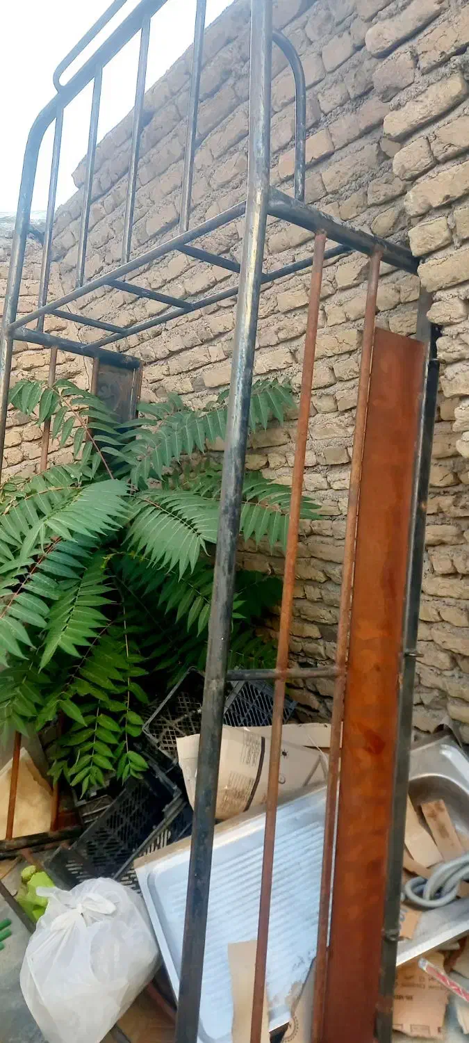 اتاق|تخت و سرویس خواب|اهر, |دیوار