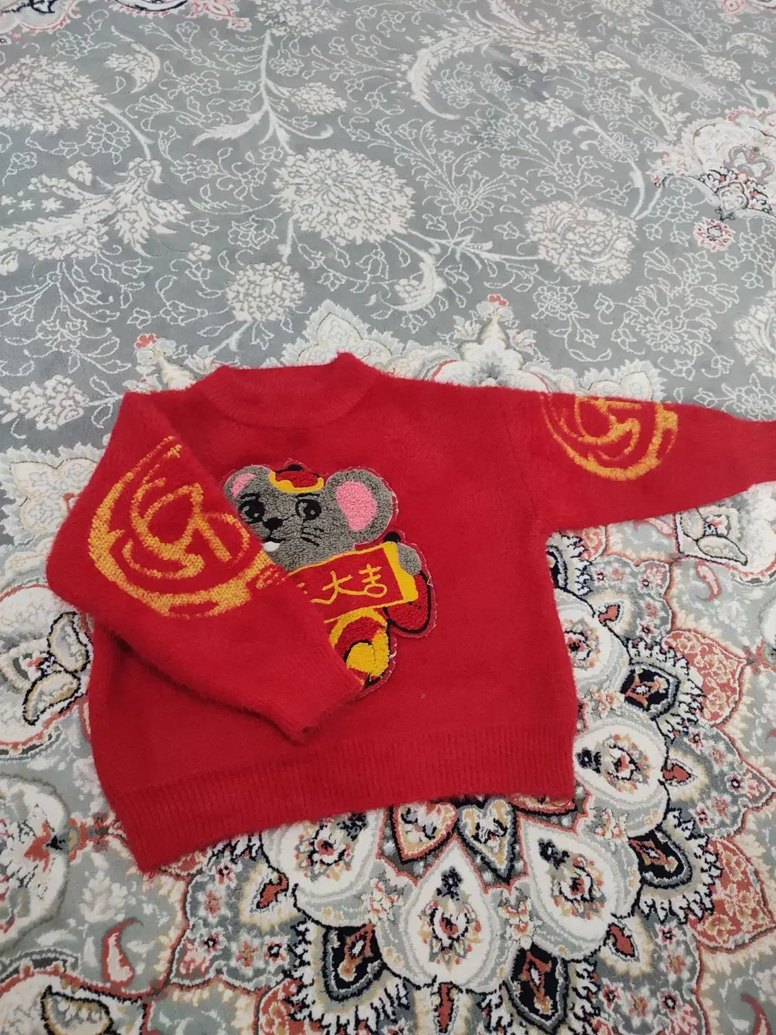 لباس|کفش و لباس بچه|رشت, خرسندی|دیوار