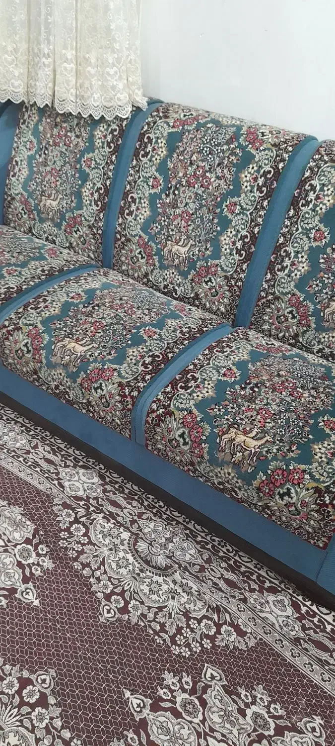 مبل قالی|مبلمان خانگی و میز عسلی|یزد, |دیوار