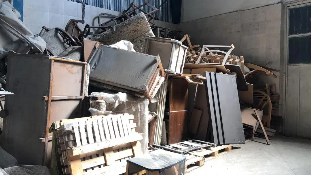 ضایعات چوب مبل و تخت|مبلمان خانگی و میز عسلی|رباطکریم, شهرک صنعتی نصیرآباد|دیوار