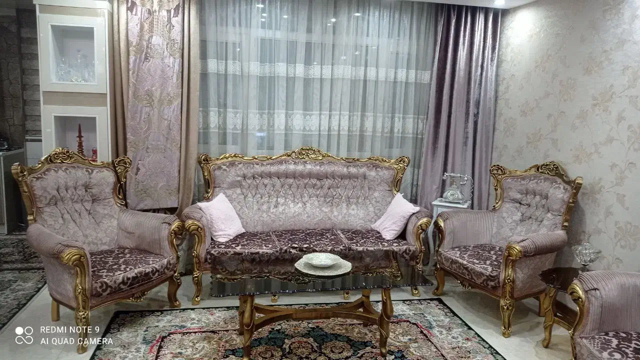 مبل هفت نفره با پرده پذیرایی|مبلمان خانگی و میز عسلی|ری, جوانمرد قصاب|دیوار