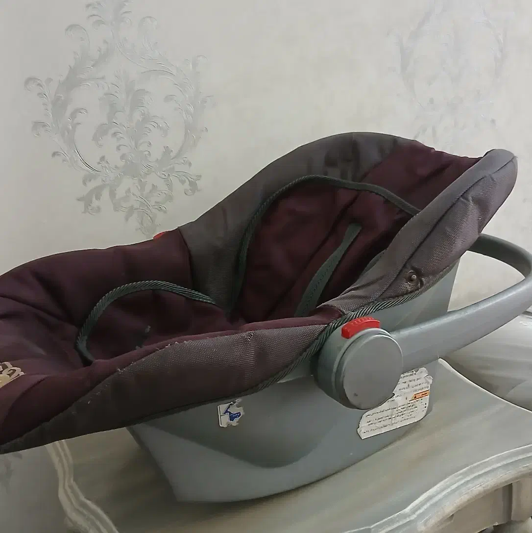 روروئک و کریر|کالسکه و لوازم جانبی|سبزوار, پاسداران|دیوار