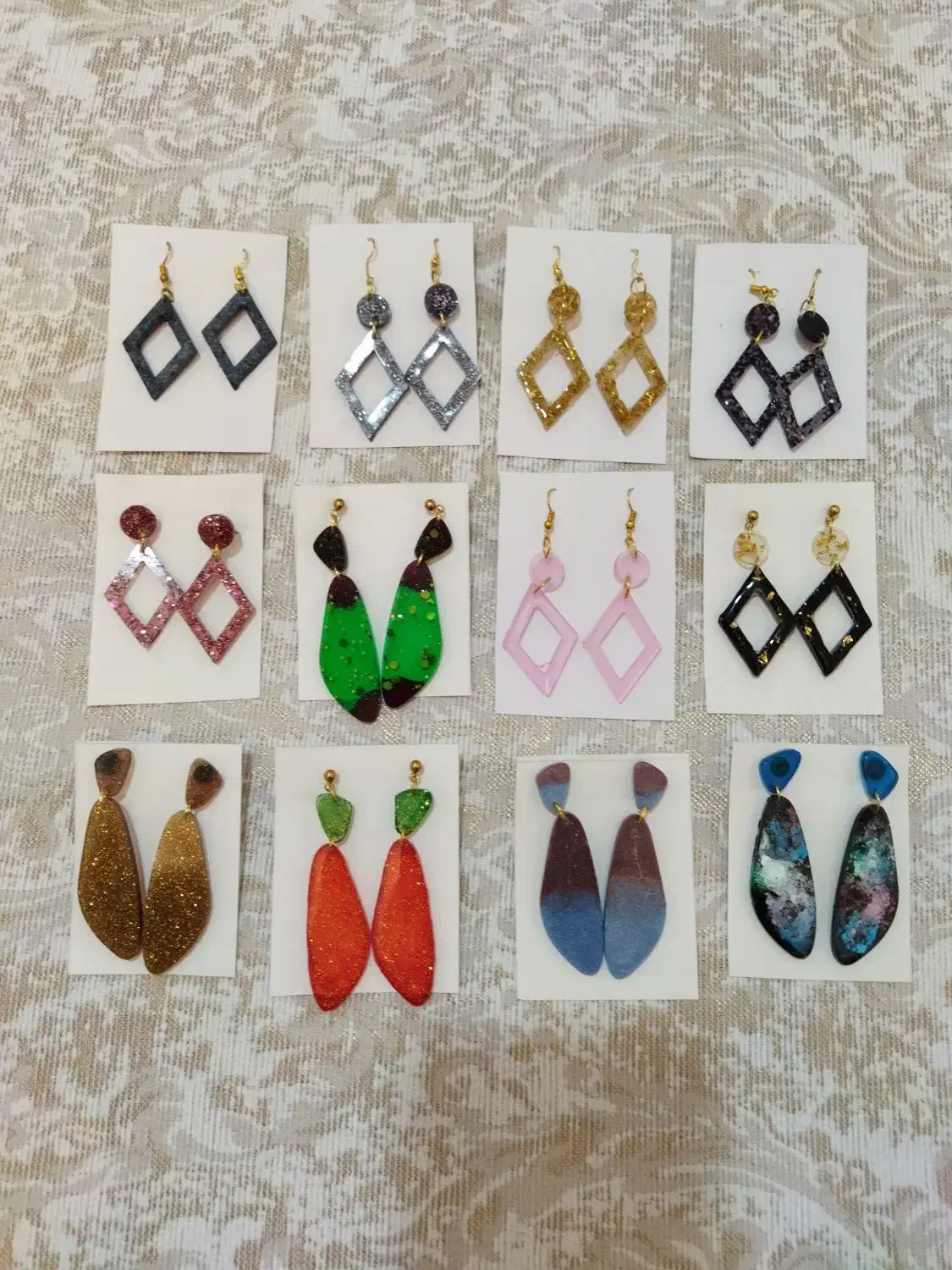 گوشواره و انگشتر رزینی|بدلیجات|زاهدان, |دیوار