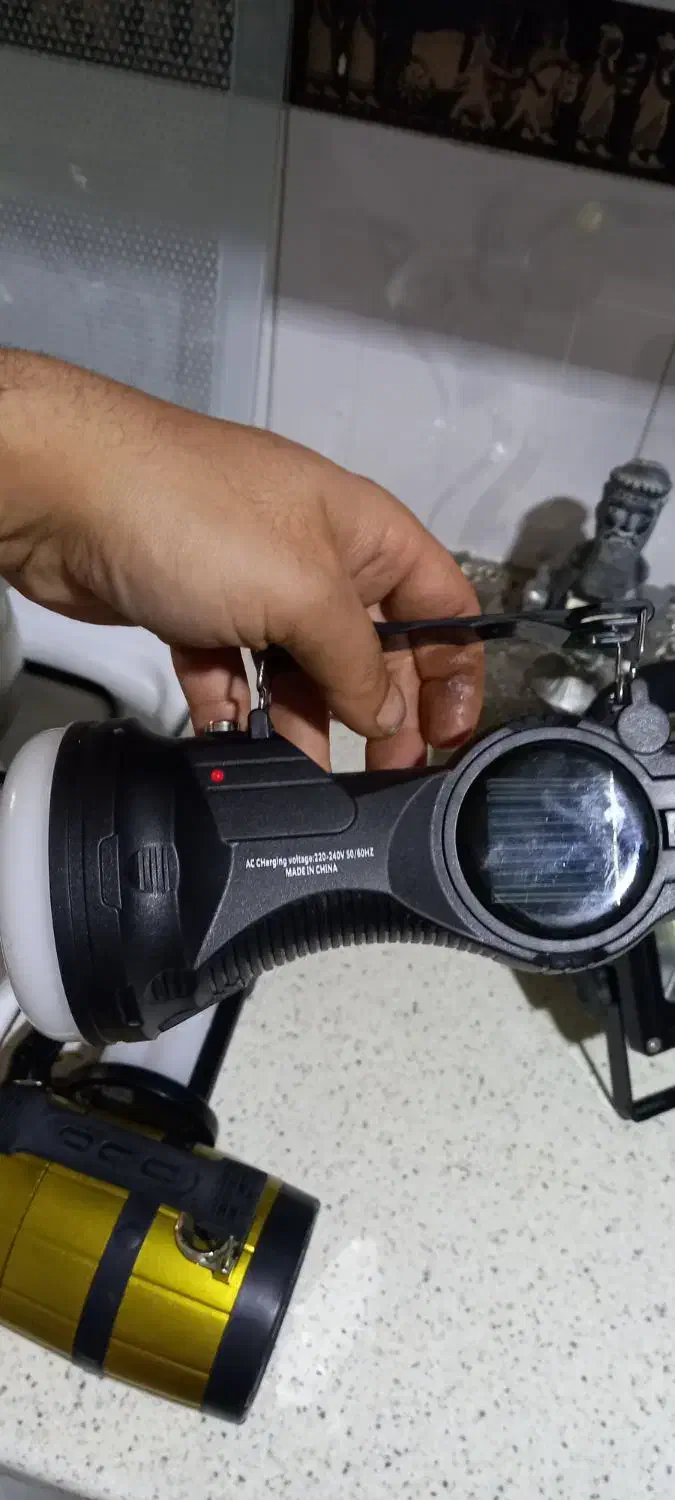 انواع چراغ قوه فقط ۳۰۰تومن، چراغ قوه های پلیسی|کوهنوردی و کمپینگ|قزوین, |دیوار