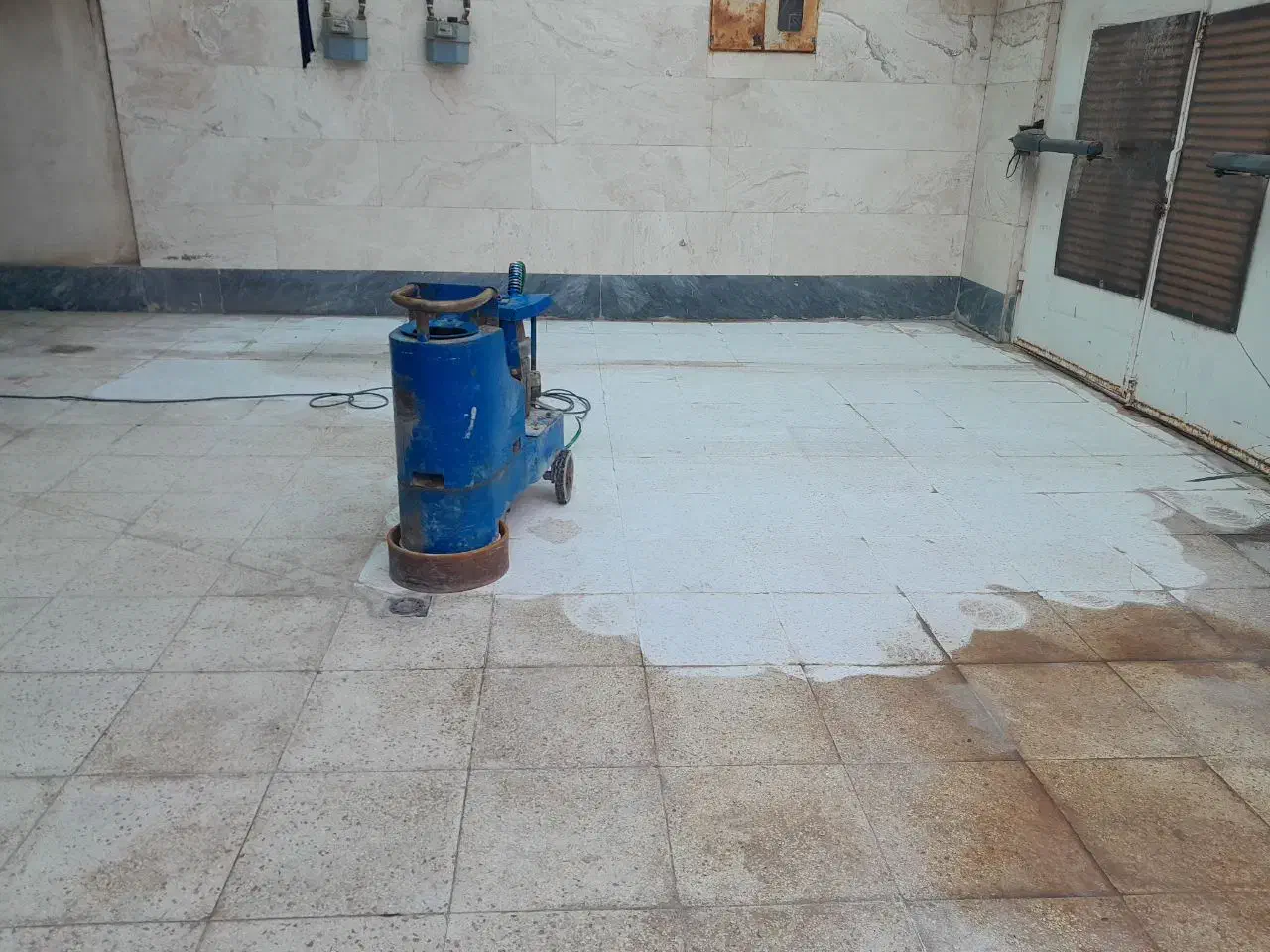 کف سابی سنگ موزائیک سرامیک کفسابی|خدمات نظافت|دزفول, |دیوار