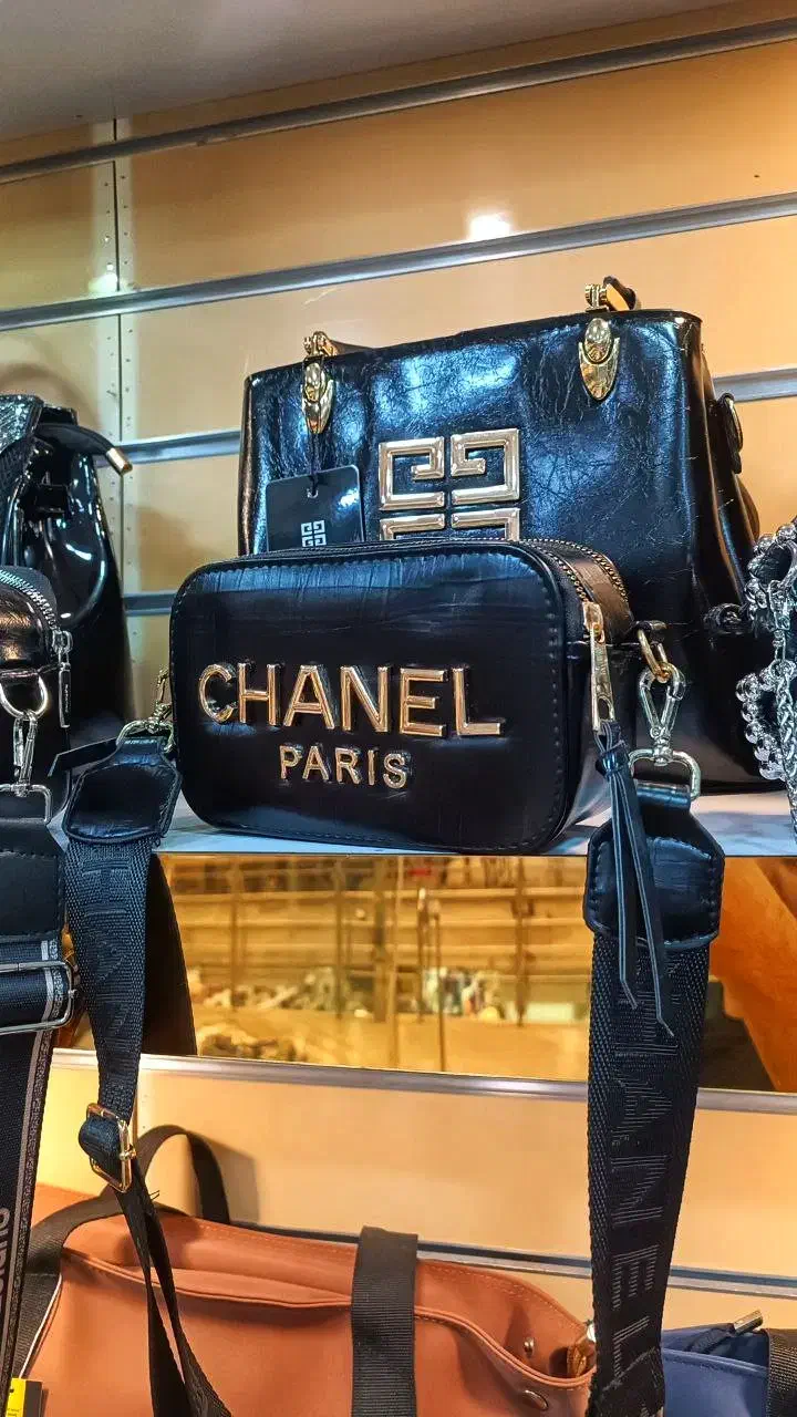 کیف برند مارکدار پاسپورتی چرم رومانی بانتا آبیدر|کیف، کفش، کمربند|سنندج, |دیوار