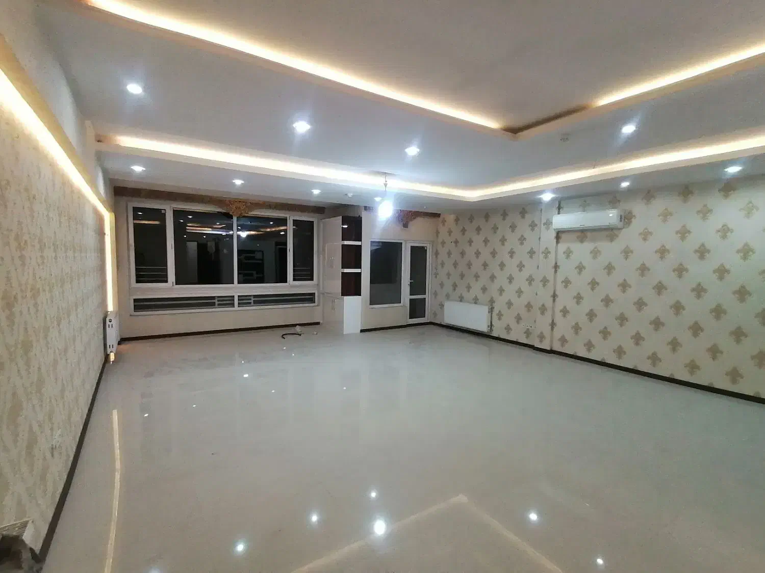 160متر/ شیک و تمیز / آشپزخونه تمام کابینت|اجارهٔ آپارتمان|مشهد, کوه سنگی|دیوار