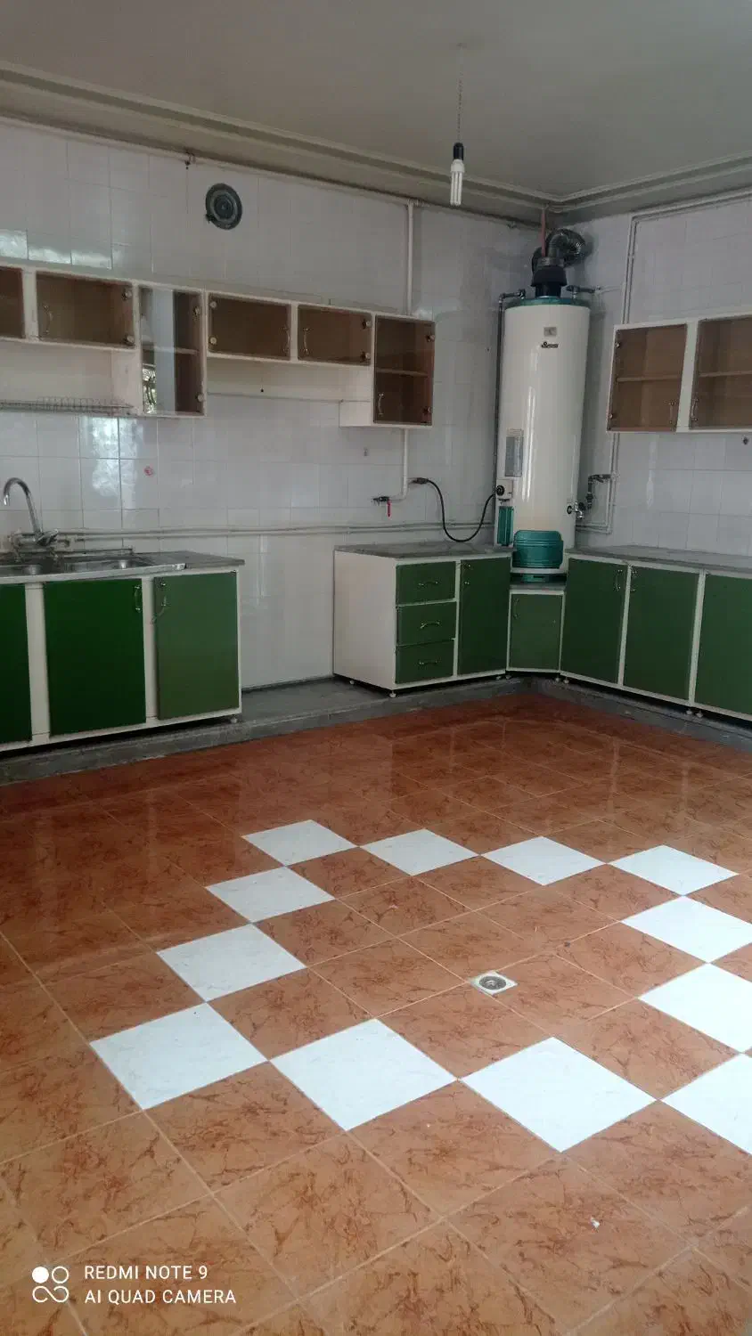 آپارتمان ۲۴۰متری بلوار معلم|اجارهٔ آپارتمان|شهرکرد, |دیوار