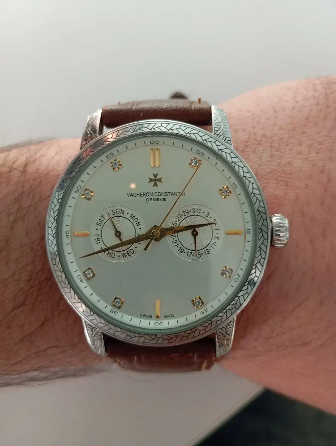 ساعت وشرون کنستانتین|ساعت|بهارستان, |دیوار