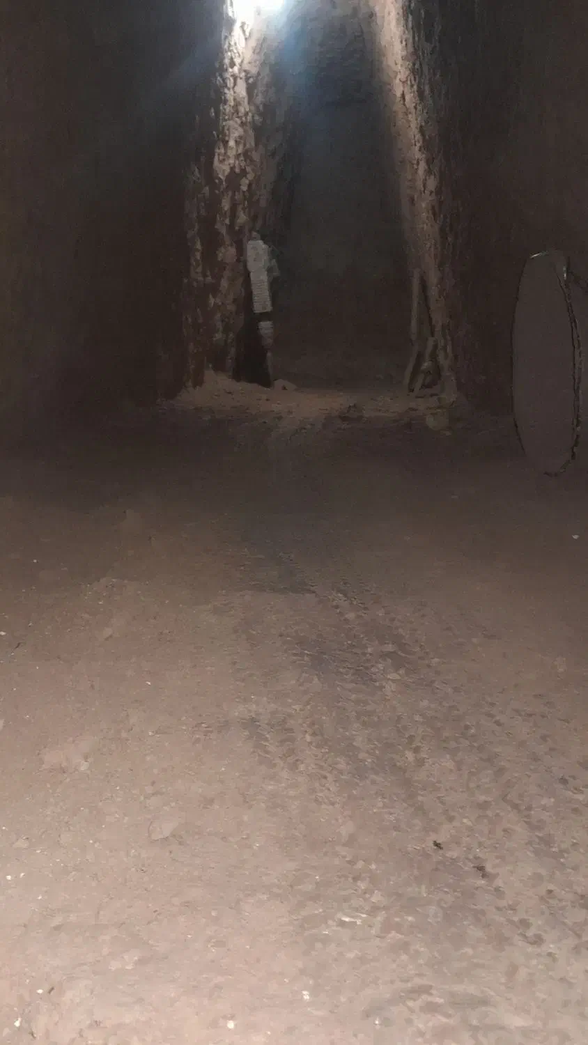 چاه کن|خدمات پیشه و مهارت|میبد, |دیوار