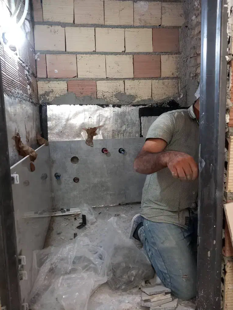 بازسازی تخریب کاشی کاری گچ کاری بنایی سیمان کاری|خدمات پیشه و مهارت|تهران, مرزداران|دیوار