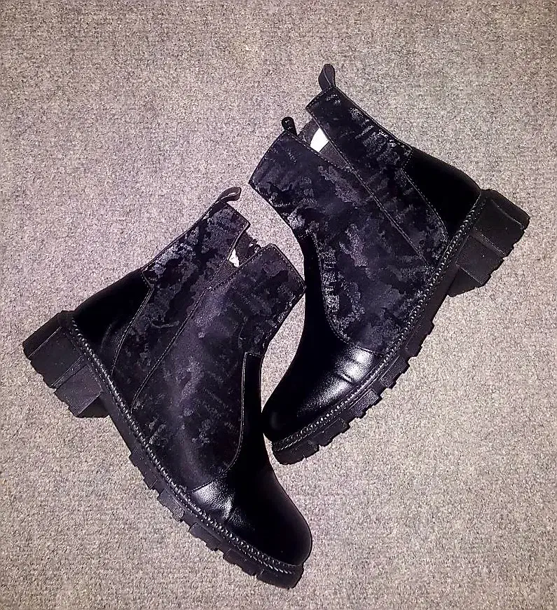 نیم بوت ، هودی ،کفش ، شلوار ، کیف و کفی طبی|کیف، کفش، کمربند|تهران, تجریش|دیوار