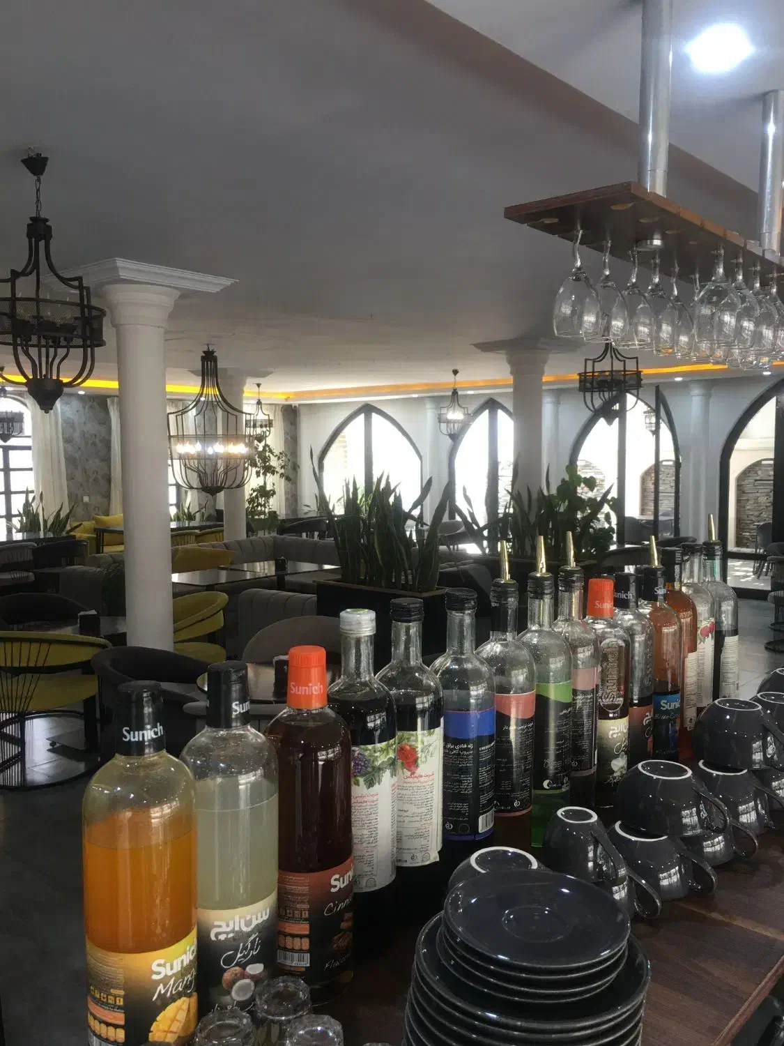 سالنکار ،قلیون زن|استخدام خدمات فروشگاه و رستوران|بومهن, |دیوار