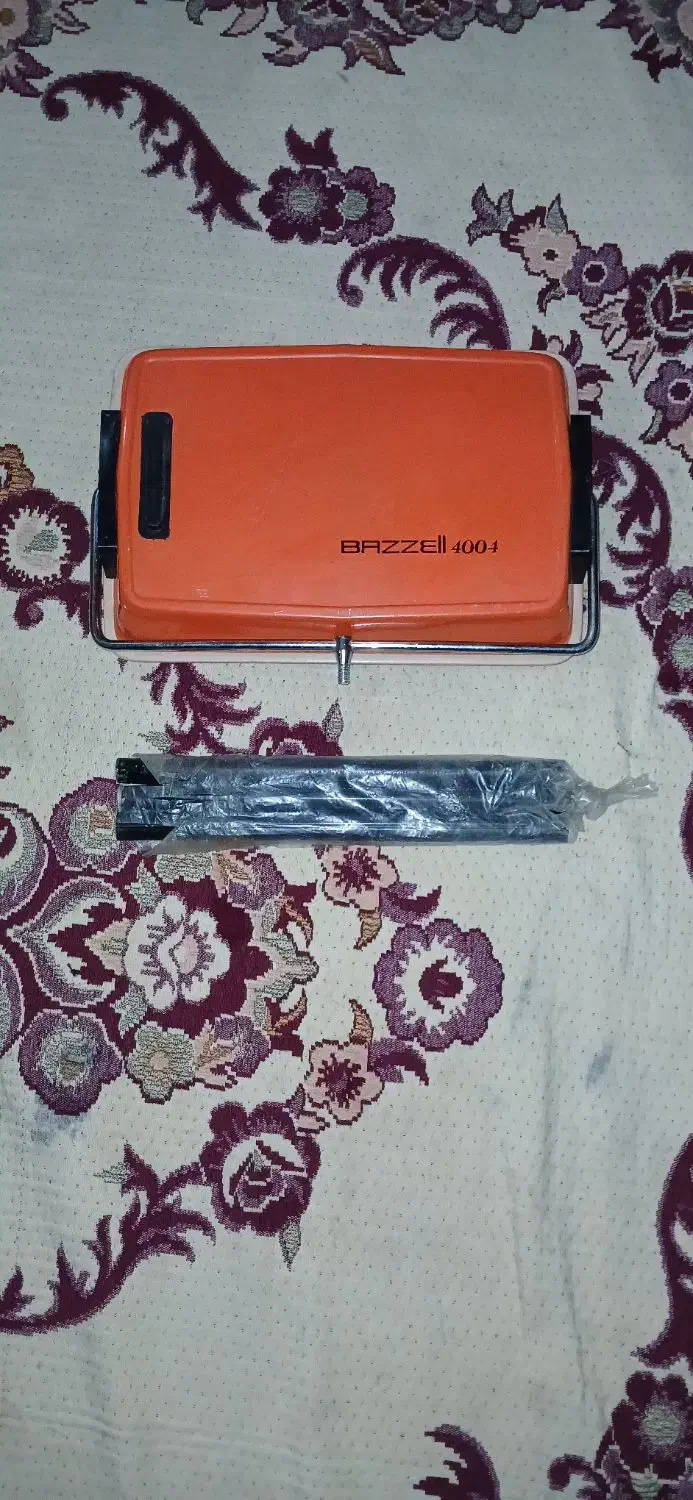 جارو نپتون قدیمی مارک بازل|لوازم نظافت|اصفهان, باغ زیار|دیوار