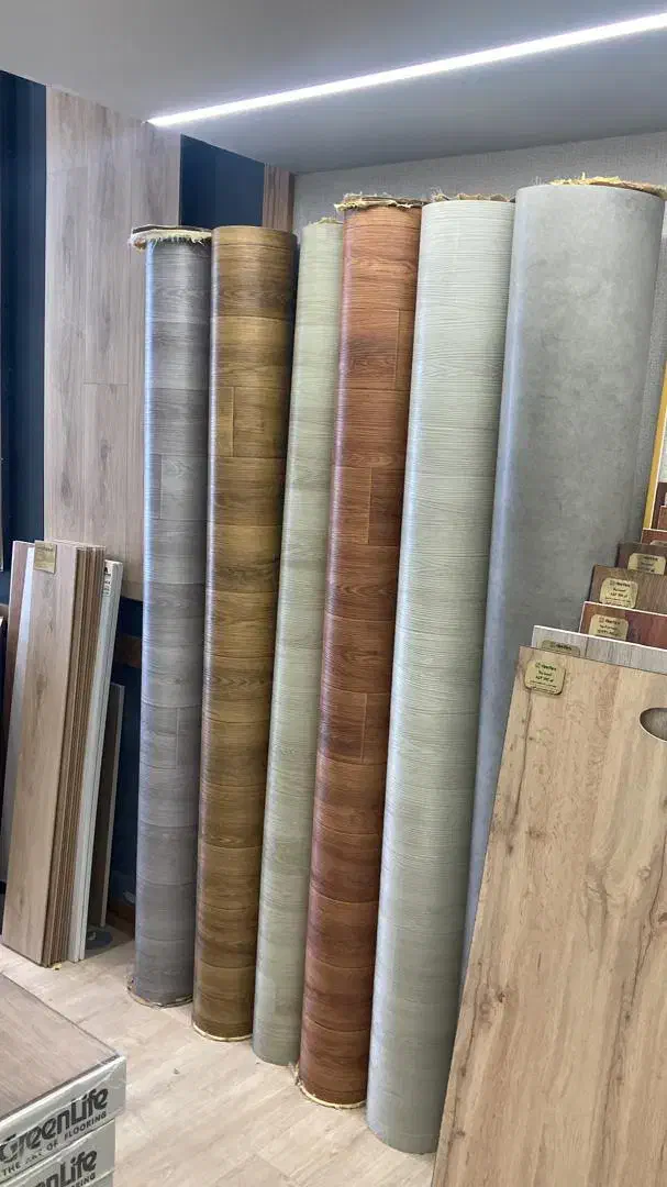 تنها مرکز پخش کفپوشهای رولی و تایل چسب وینیفلکس|خدمات پیشه و مهارت|قم, باجک یک|دیوار