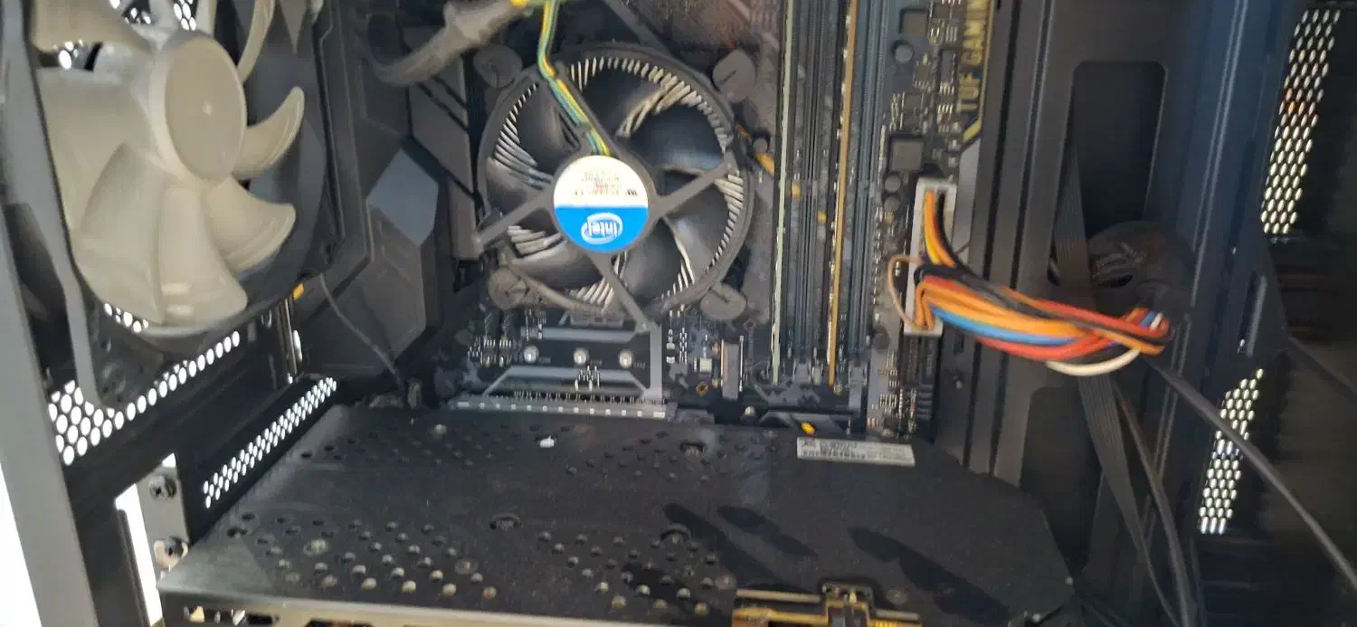 کیس کامل|رایانه رومیزی|تربت جام, شهید مدرس|دیوار