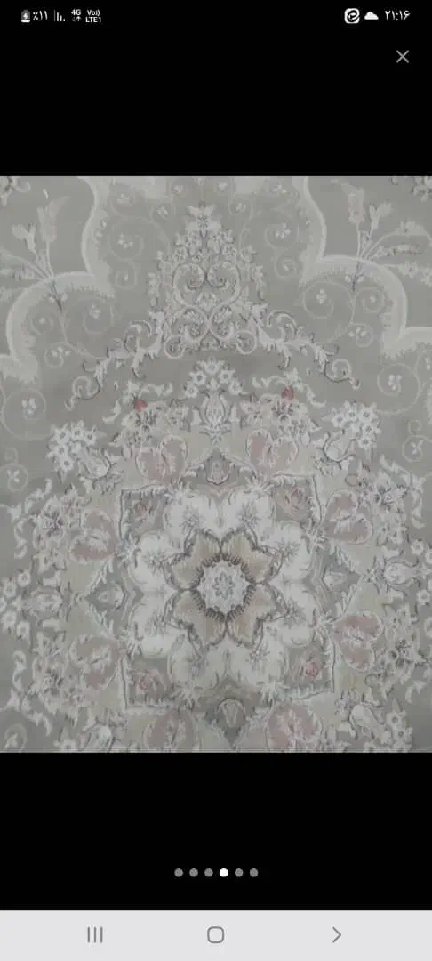 فرش 700 شانه|فرش|ری, سیزده آبان|دیوار