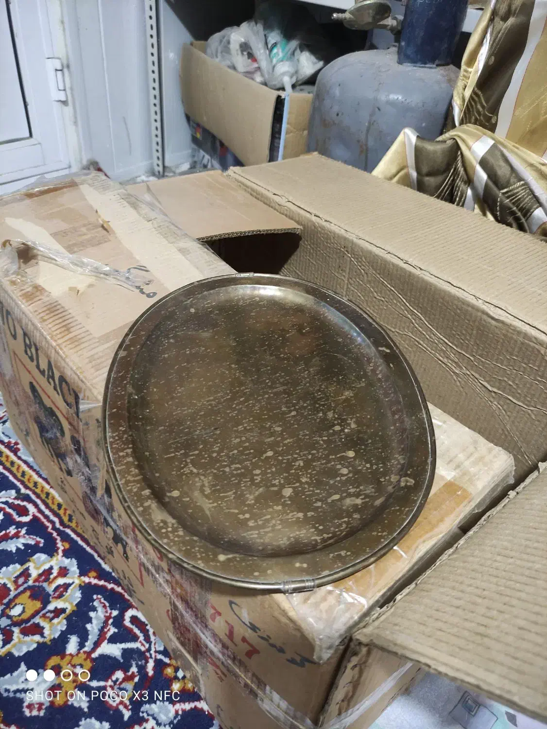 چند تیکه اجناس قدیمی|کلکسیون اشیاء عتیقه|بروجرد, |دیوار