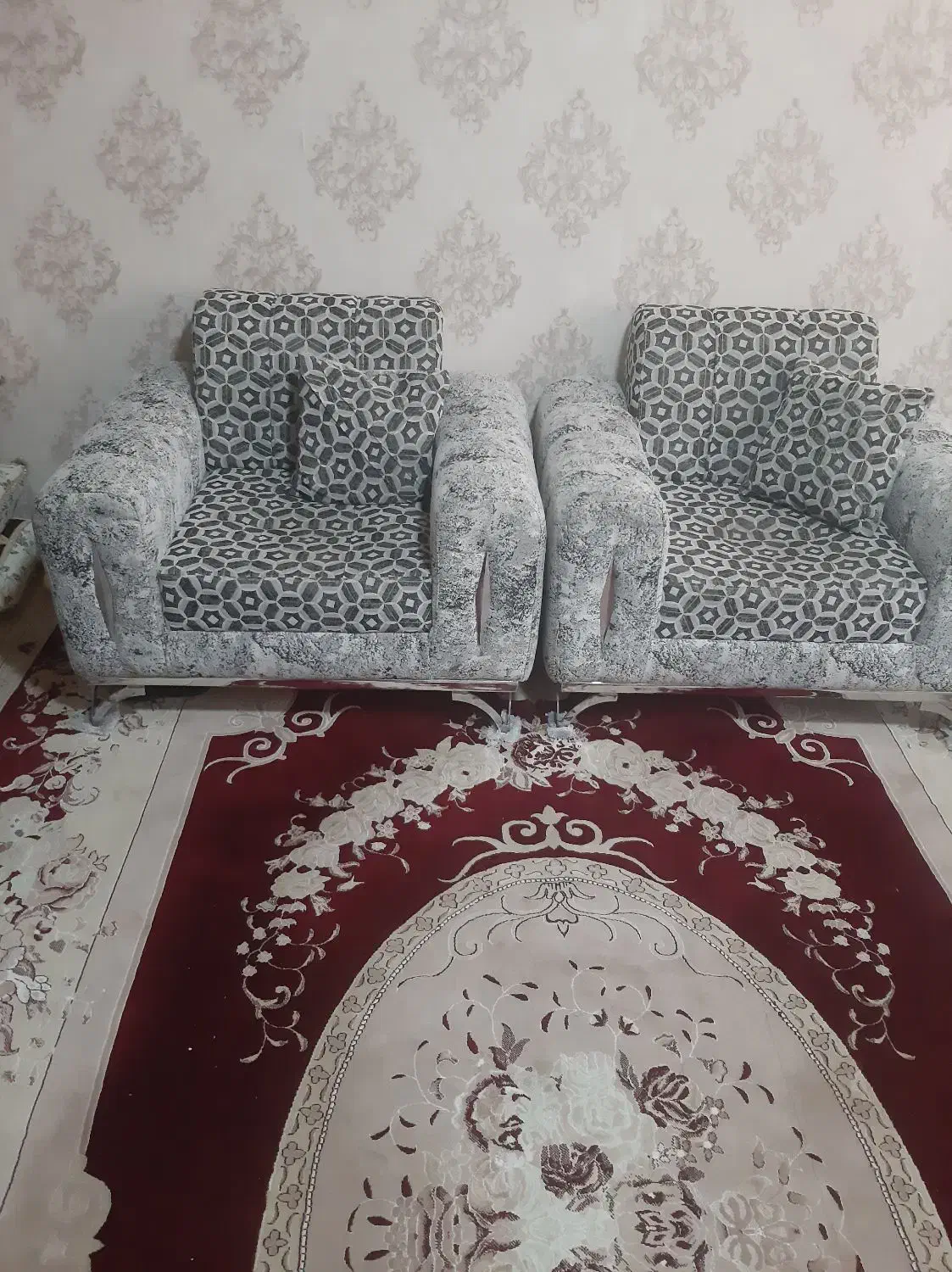 فروش مبل ۷ نفره|مبلمان خانگی و میز عسلی|دوگنبدان, |دیوار