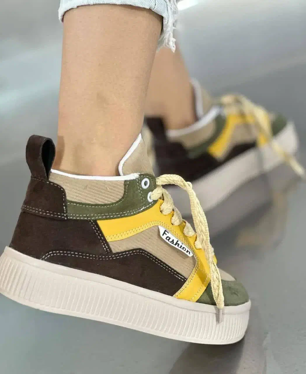 نیم پوت|کیف، کفش، کمربند|نورآباد, |دیوار