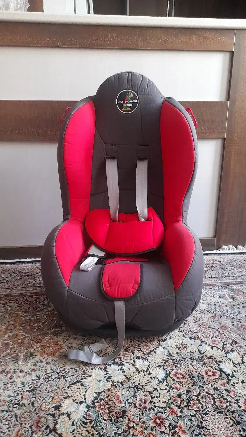 صندلی ماشین برند پیر گاردین|تخت و صندلی بچه|شهریار, شهرک وائین|دیوار