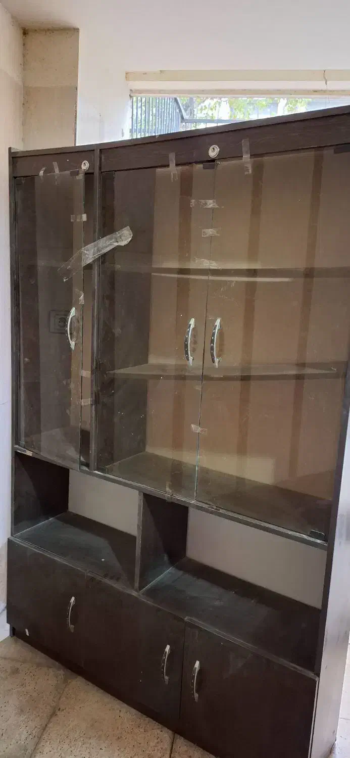 کتابخانه چوبی و ویترین شیشه ای|کتابخانه، شلف، قفسه‌های دیواری|تهران, کرمان|دیوار