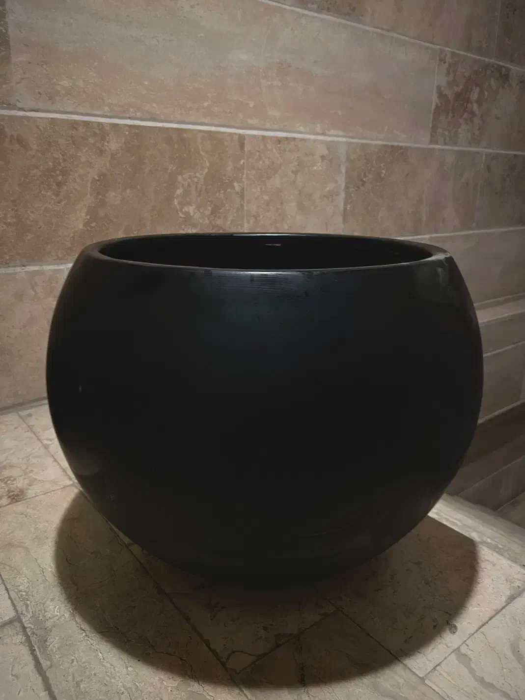 گلدان فایبرگلاس سبک و مرغوب کره ای|گل و گیاه طبیعی|رشت, گلسار|دیوار