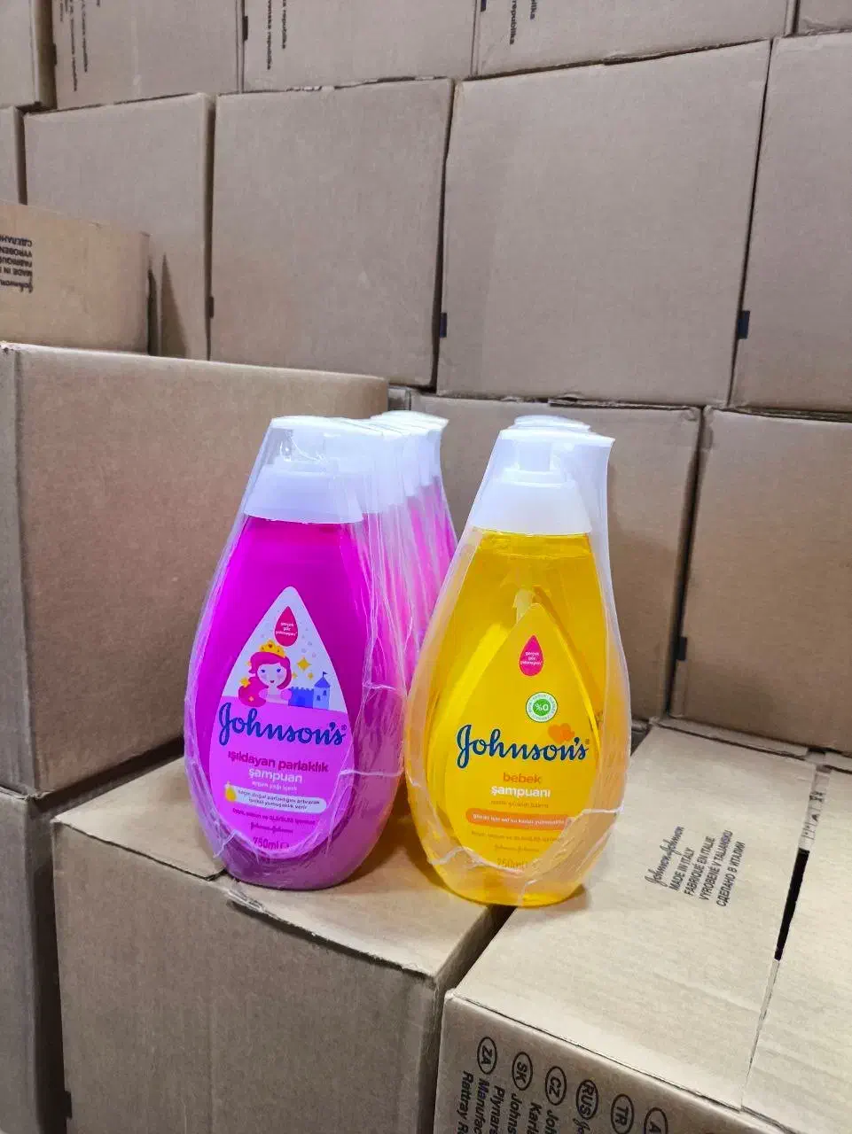 محصولات شوینده بهداشتی ترک و اروپا|مواد شوینده و دستمال کاغذی|جلفا, |دیوار