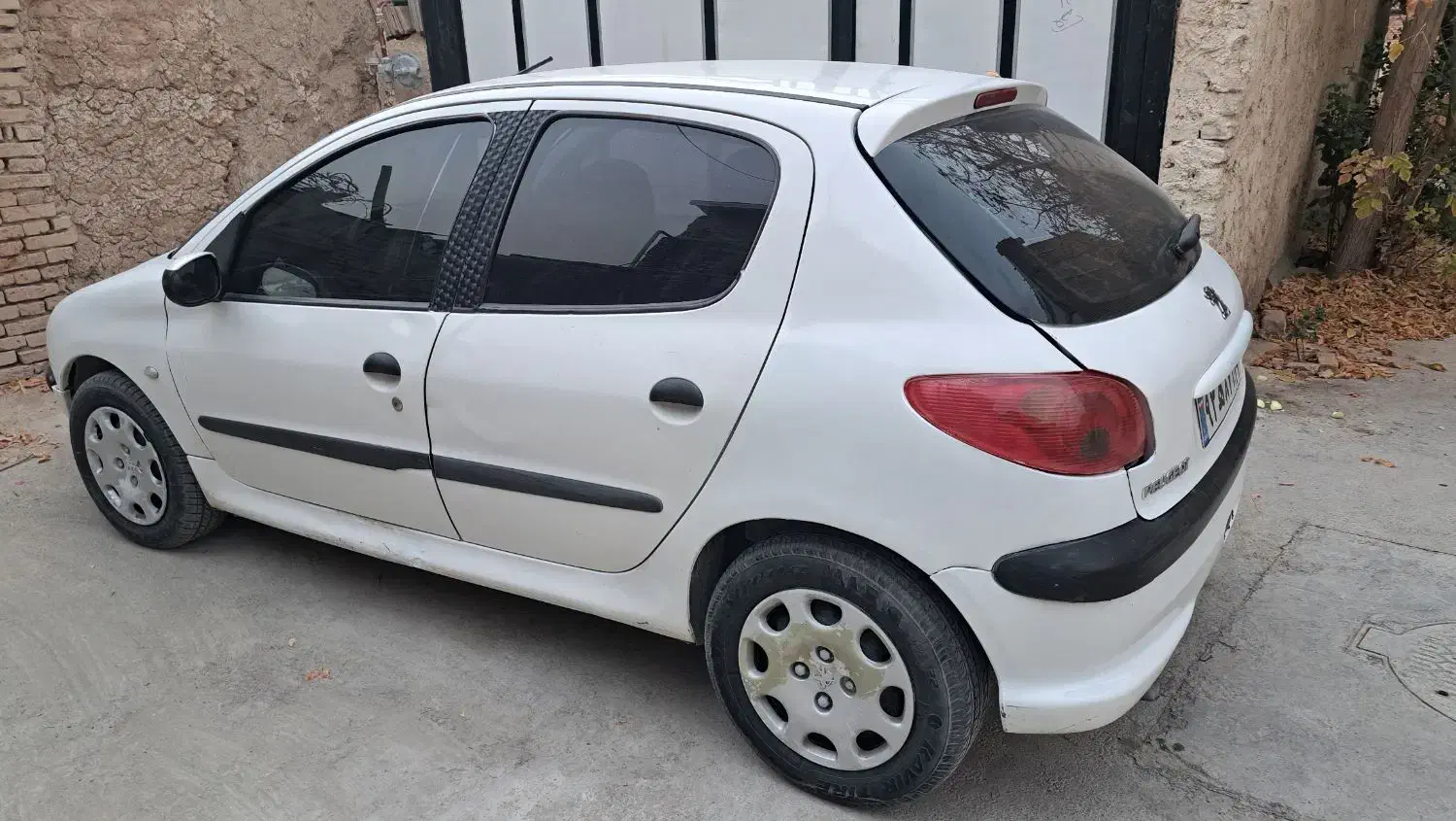 206 مدل 88|خودرو سواری و وانت|فلاورجان, |دیوار